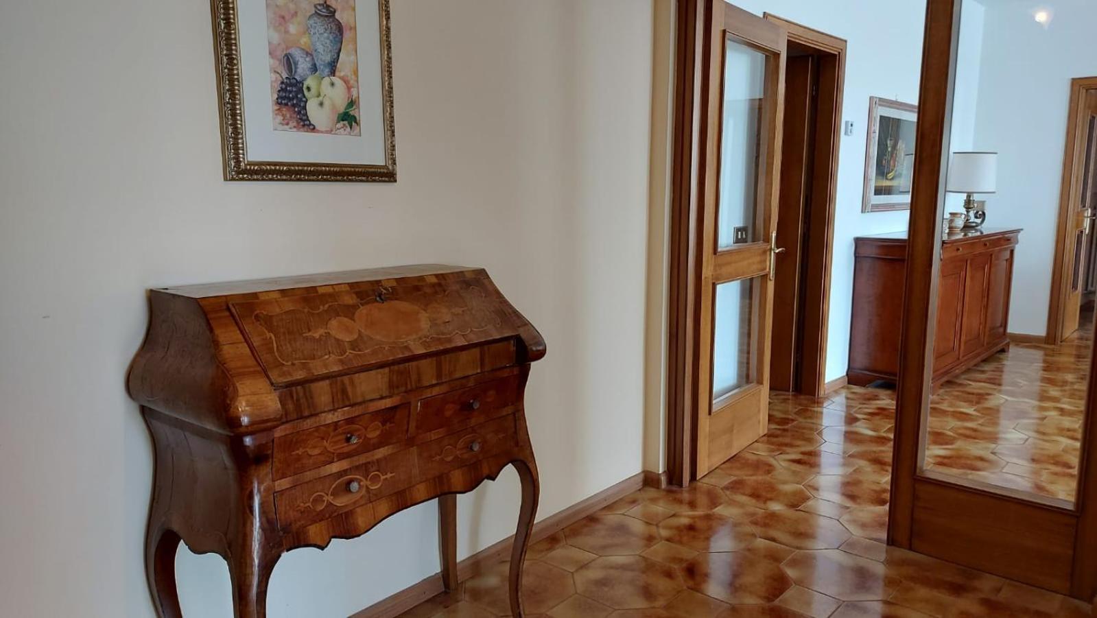 Casa Vacanze Paola Romeno Exterior foto